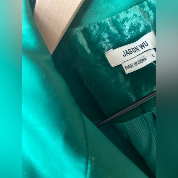 L 🔖 JASON WU Green Velvet Tuxedo Jacket - Picture 4 of 13